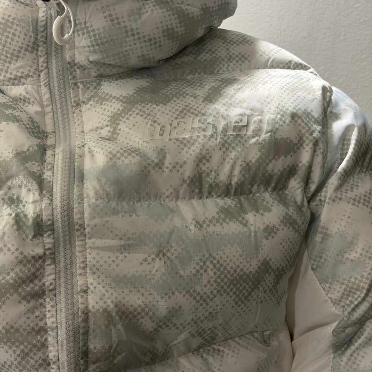 Digicamo reversible puffer jacket