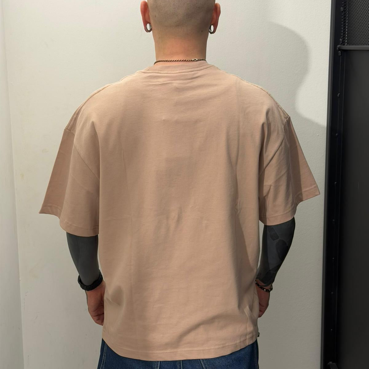 T-shirt the rave issue